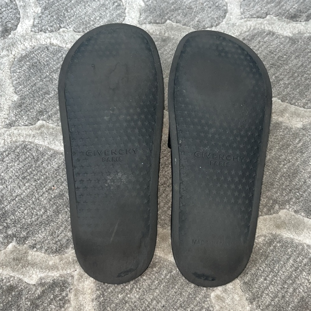 ✨🖤Givenchy Slides🖤✨ - Picture 6 of 6